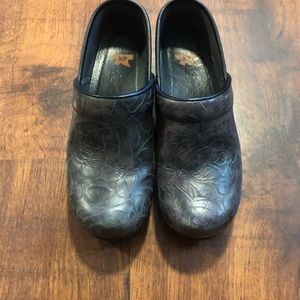 XP dansko clogs